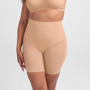NWOT Honeylove Mid-Waist Shapewear Shorts